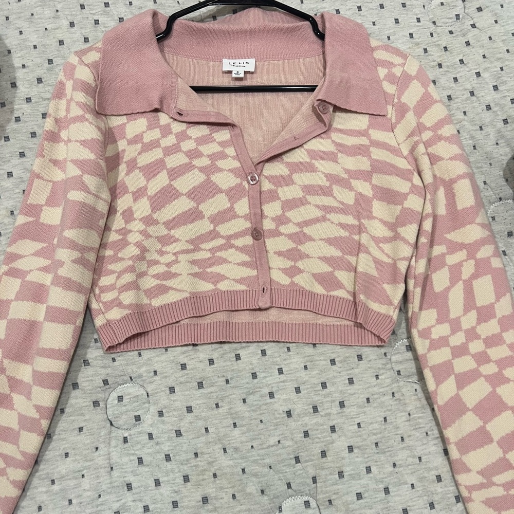 cropped long sleeve collared sweater